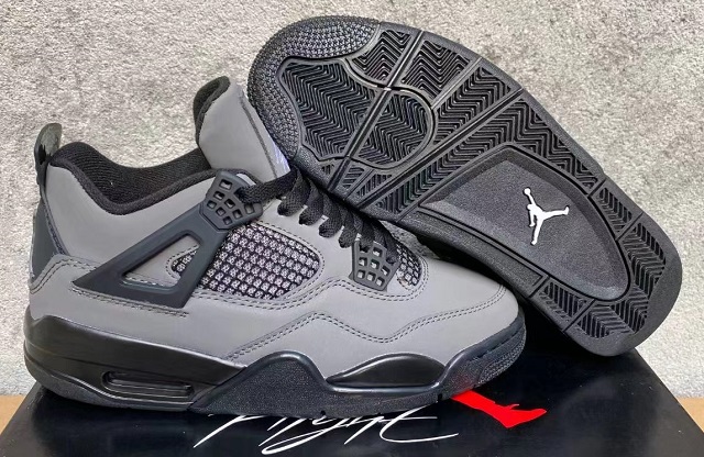 Air Jordan 4 Retro Black Grey